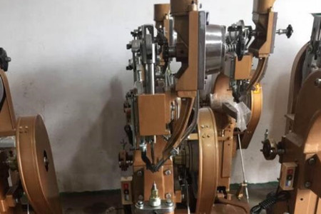 規(guī)范操作數控鉚釘機，保障生產安全與效率！